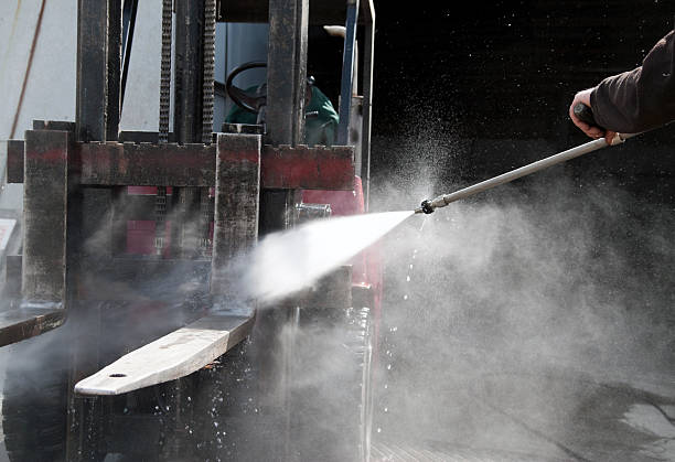 Pressure Washing Services for Businesses in Westmoreland, TN